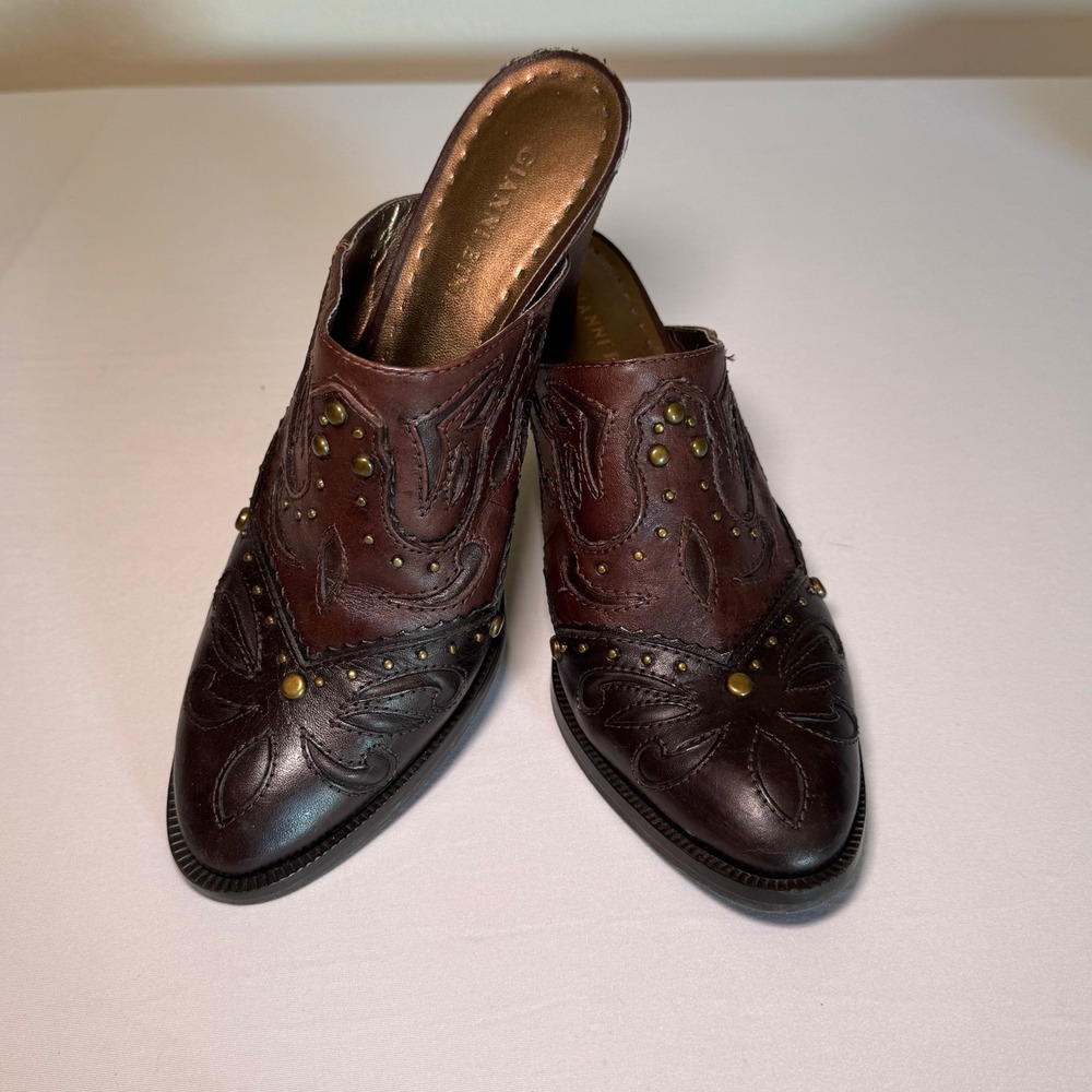 Gianni Bini Brown Leather Western Mules Studded Embroidered Block Heel Size 8.5M
